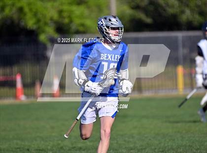 Thumbnail 1 in South Lake vs Bexley photogallery.