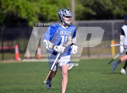Thumbnail 3 in South Lake vs Bexley photogallery.
