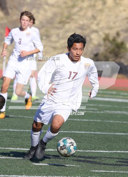 Thumbnail 3 in Point Loma vs. University City (San Diego Holiday Tournament) photogallery.