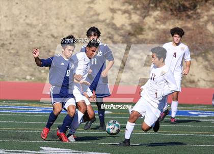 Thumbnail 2 in Point Loma vs. University City (San Diego Holiday Tournament) photogallery.