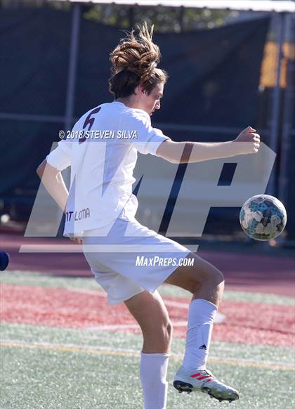 Thumbnail 2 in Point Loma vs. University City (San Diego Holiday Tournament) photogallery.