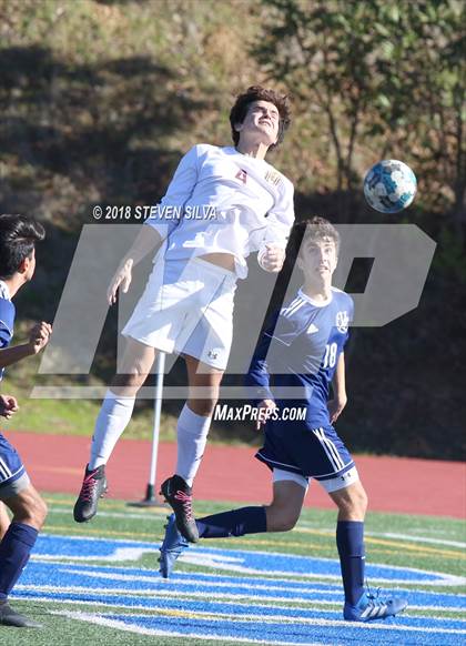 Thumbnail 1 in Point Loma vs. University City (San Diego Holiday Tournament) photogallery.