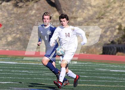 Thumbnail 2 in Point Loma vs. University City (San Diego Holiday Tournament) photogallery.