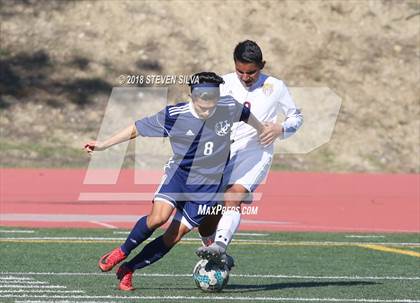 Thumbnail 3 in Point Loma vs. University City (San Diego Holiday Tournament) photogallery.