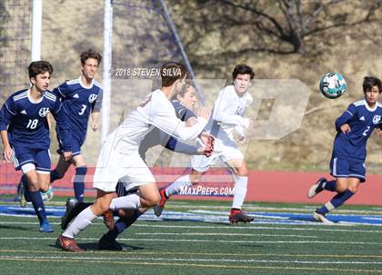 Thumbnail 3 in Point Loma vs. University City (San Diego Holiday Tournament) photogallery.