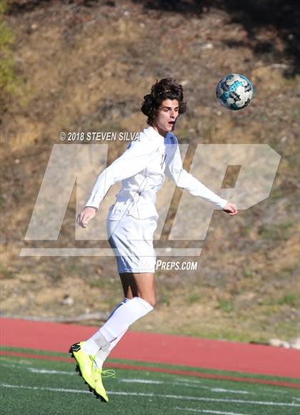 Thumbnail 1 in Point Loma vs. University City (San Diego Holiday Tournament) photogallery.