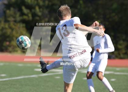 Thumbnail 1 in Point Loma vs. University City (San Diego Holiday Tournament) photogallery.