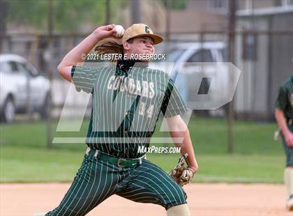 Thumbnail 3 in Cole @ Luling photogallery.