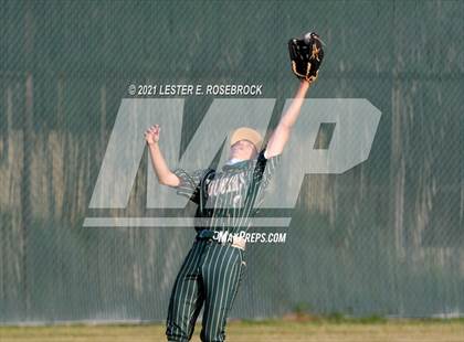 Thumbnail 2 in Cole @ Luling photogallery.