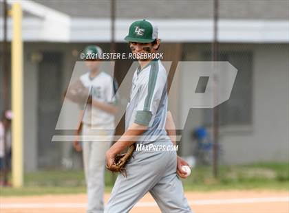 Thumbnail 1 in Cole @ Luling photogallery.