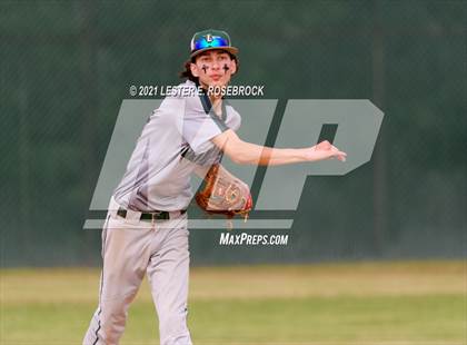 Thumbnail 1 in Cole @ Luling photogallery.