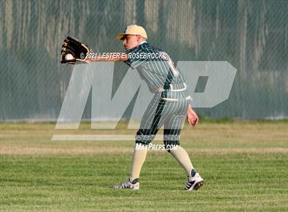 Thumbnail 1 in Cole @ Luling photogallery.
