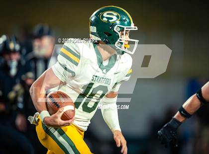 Thumbnail 3 in Jordan vs. Stratford (UIL Football 6A D2 Region III Area Playoff) photogallery.