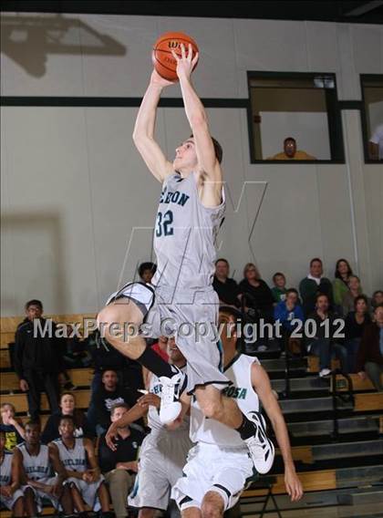 Thumbnail 1 in Sheldon @ Ponderosa photogallery.