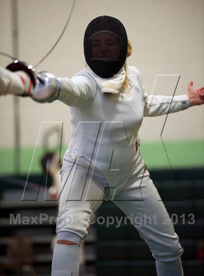 Thumbnail 1 in Brentwood Holiday Fencing Tournament photogallery.