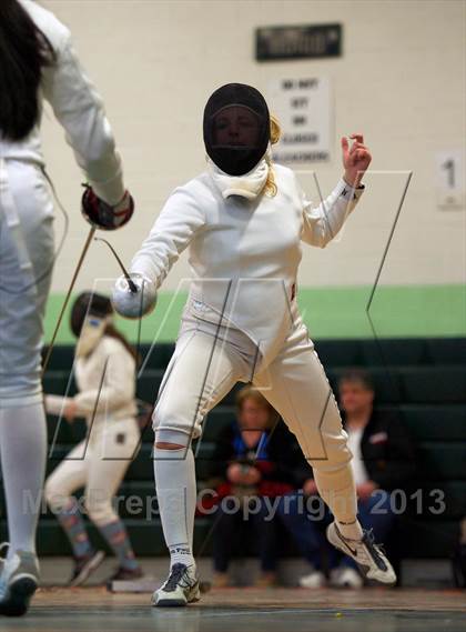 Thumbnail 2 in Brentwood Holiday Fencing Tournament photogallery.