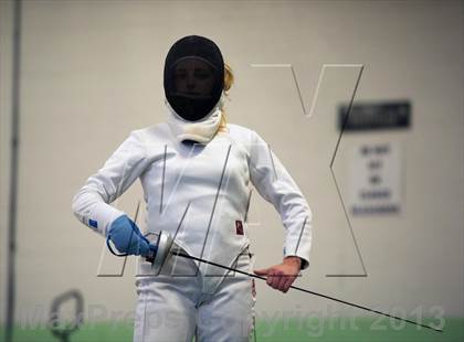Thumbnail 2 in Brentwood Holiday Fencing Tournament photogallery.