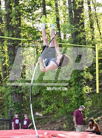 Thumbnail 2 in New Jersey Athletic Conference Meet (Pole Vault) photogallery.