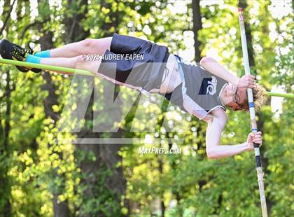 Thumbnail 2 in New Jersey Athletic Conference Meet (Pole Vault) photogallery.