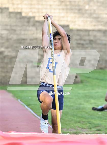 Thumbnail 3 in New Jersey Athletic Conference Meet (Pole Vault) photogallery.