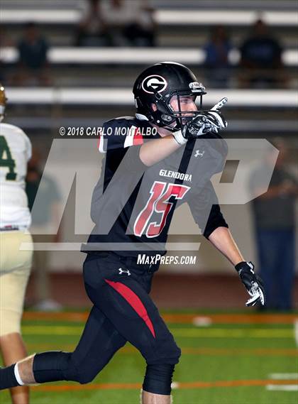 Thumbnail 2 in Damien vs. Glendora  photogallery.
