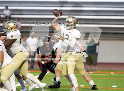 Thumbnail 3 in Damien vs. Glendora  photogallery.