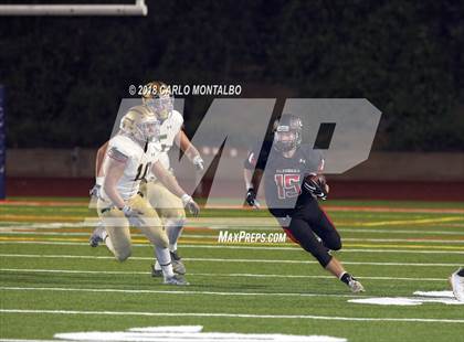 Thumbnail 2 in Damien vs. Glendora  photogallery.