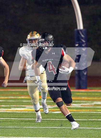 Thumbnail 2 in Damien vs. Glendora  photogallery.