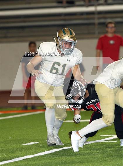 Thumbnail 3 in Damien vs. Glendora  photogallery.