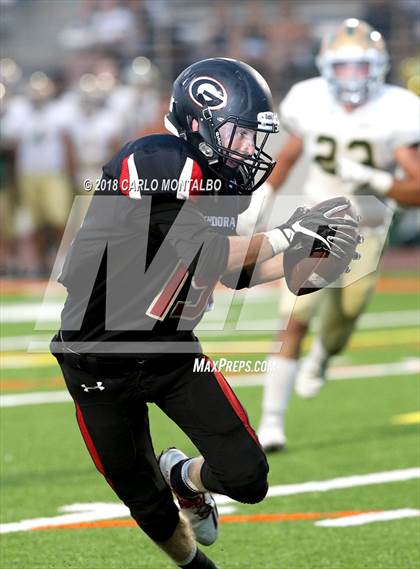 Thumbnail 2 in Damien vs. Glendora  photogallery.