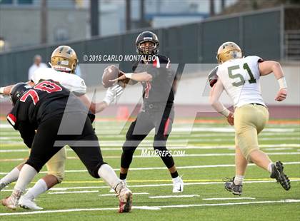 Thumbnail 3 in Damien vs. Glendora  photogallery.