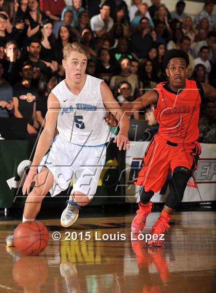 Thumbnail 2 in Beverly Hills vs. Corona del Mar (CIF SS D3A Final) photogallery.