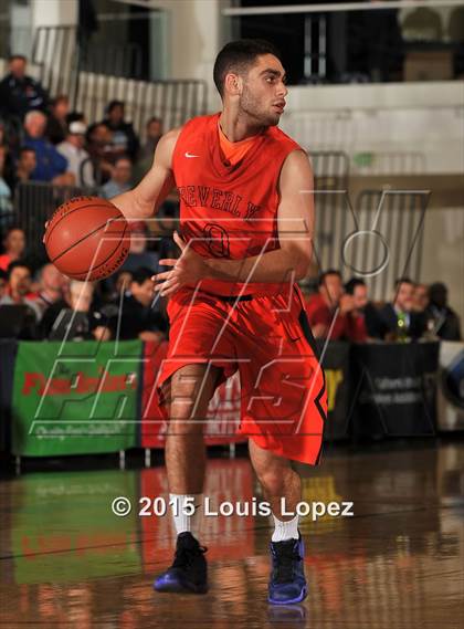 Thumbnail 3 in Beverly Hills vs. Corona del Mar (CIF SS D3A Final) photogallery.