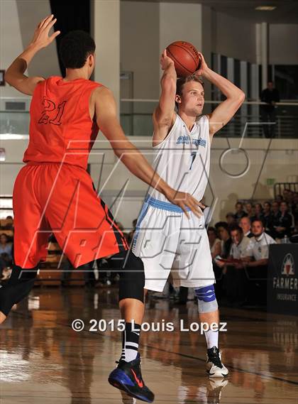 Thumbnail 2 in Beverly Hills vs. Corona del Mar (CIF SS D3A Final) photogallery.