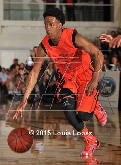 Thumbnail 3 in Beverly Hills vs. Corona del Mar (CIF SS D3A Final) photogallery.
