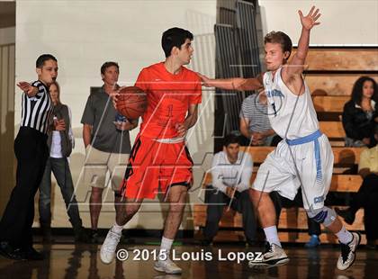 Thumbnail 3 in Beverly Hills vs. Corona del Mar (CIF SS D3A Final) photogallery.