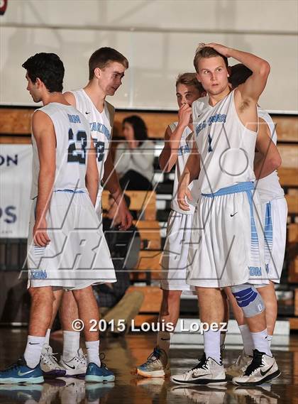 Thumbnail 3 in Beverly Hills vs. Corona del Mar (CIF SS D3A Final) photogallery.