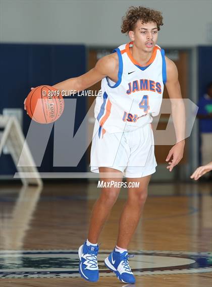 Thumbnail 3 in Bishop Walsh vs James Island (Rotary Roundball Classic) photogallery.