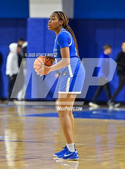 Thumbnail 2 in Crestwood Prep (North York, Ontario) @ IMG Academy photogallery.