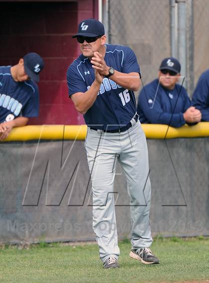 Thumbnail 1 in Los Osos vs. La Canada photogallery.