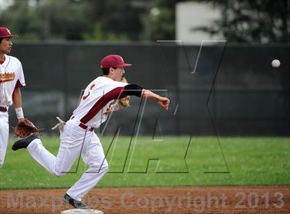 Thumbnail 1 in Los Osos vs. La Canada photogallery.
