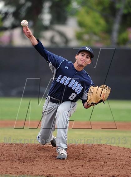 Thumbnail 1 in Los Osos vs. La Canada photogallery.