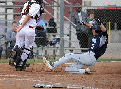 Thumbnail 3 in Los Osos vs. La Canada photogallery.