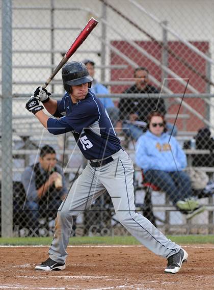 Thumbnail 1 in Los Osos vs. La Canada photogallery.