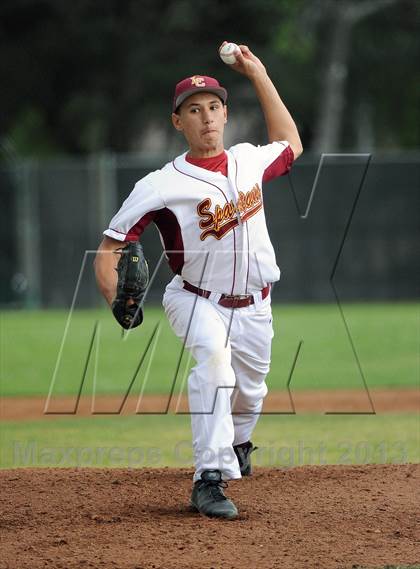 Thumbnail 1 in Los Osos vs. La Canada photogallery.