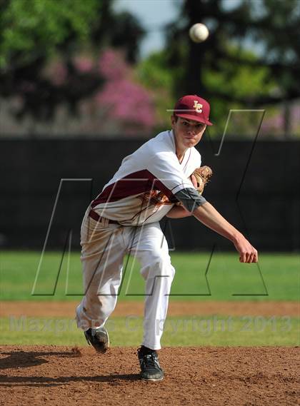 Thumbnail 1 in Los Osos vs. La Canada photogallery.
