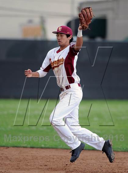 Thumbnail 1 in Los Osos vs. La Canada photogallery.