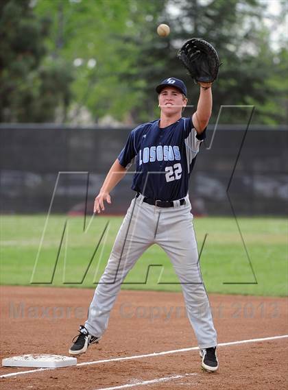 Thumbnail 2 in Los Osos vs. La Canada photogallery.