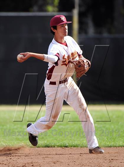 Thumbnail 2 in Los Osos vs. La Canada photogallery.