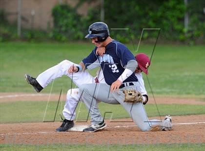 Thumbnail 3 in Los Osos vs. La Canada photogallery.